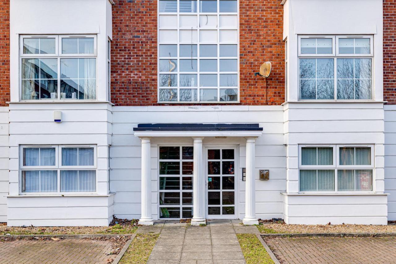 Cosy 2Br Modern Apt With Free Parking Liverpool Buitenkant foto